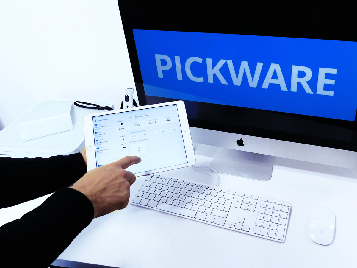 Mockup Pickware auf einem Computer 